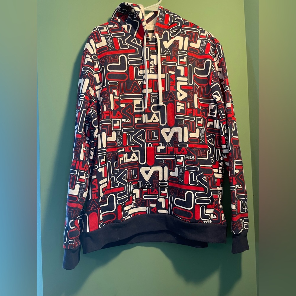- Fila men’s size XL, red white and blue pull over hoodie